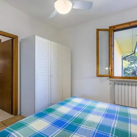 Apartman I Pini By Interhome