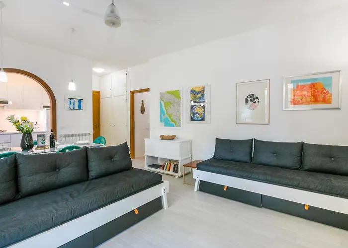 I Pini By Interhome * 卡斯蒂利翁切洛